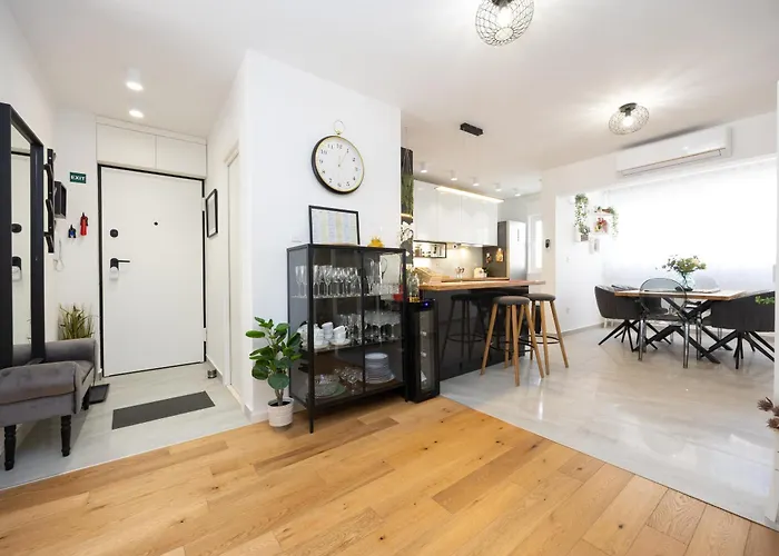 Sweet Cherry * Split